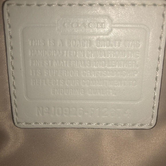 Precious coral pink Coach purse - Picture 4 of 5